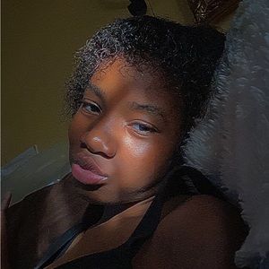 Meet your Posher, Kyla